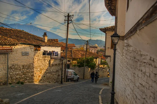 Berat Albania BeratのMangalem地区の古い家 ユネスコ世界遺産 — ストック写真