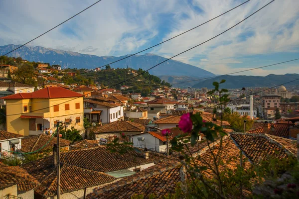 Berat Albania BeratのMangalem地区の古い家のトップビュー ユネスコ世界遺産 — ストック写真