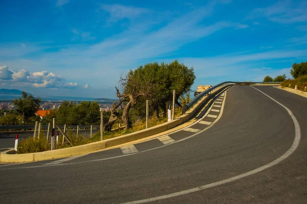 Vlora Vlore Albania Verharde Weg Gaat Serpentijn Uitzicht Stad Vlora — Stockfoto