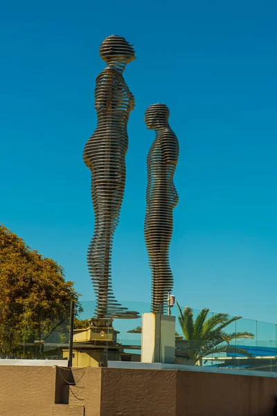 Batumi Georgia Estatua Ali Nino Batumi Una Escultura Única Hecha — Foto de Stock