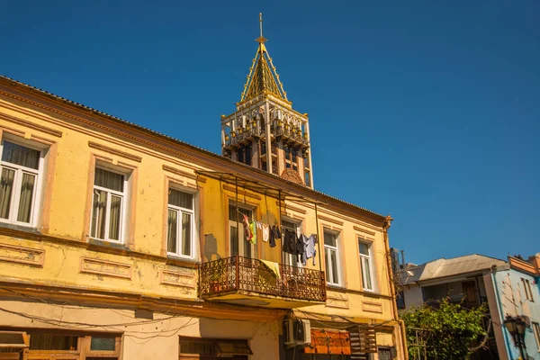 Batumi Georgia Torre Dell Orologio Case Nel Quartiere Old Batumi — Foto Stock