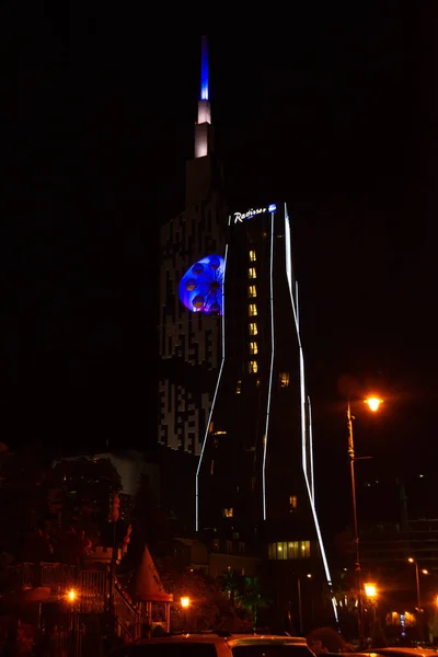 Batumi Georgia Uniwersytet Technologiczny Radisson Blu Hotel Batumi Nocy Oświetleniem — Zdjęcie stockowe