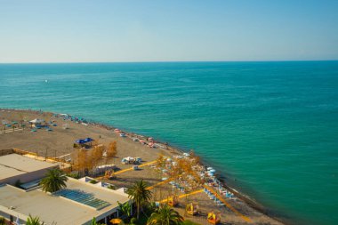 BATUMI, GEORGIA: Karadeniz 'deki güzel manzara ve Gürcistan' ın Adjara bölgesindeki Batumi, Adjara kıyılarındaki dağlar.