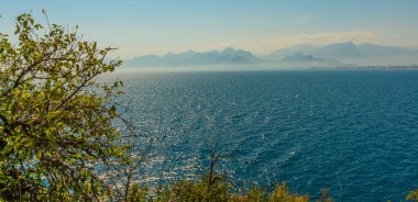 ANTALYA, TURKEY: Türkiye 'nin Antalya kentindeki Akdeniz ve dağlarda güzel manzara.
