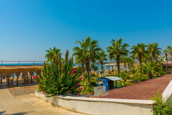 Türkiye Nin Antalya Kentinde Akdeniz Kıyısındaki Plajın Güzel Manzarası — Stok fotoğraf