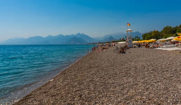 Antalya Turkey People Konyaalti Beach Antalya Turkey — Stock Photo, Image