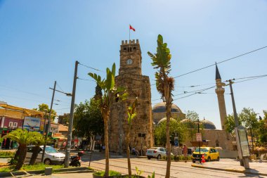 ANTALYA, TURKEY: Antalya Türkiye kalesinden saat kulesi.