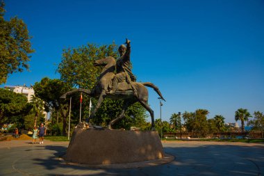 ANTALYA, TURKEY: Türkiye 'nin Antalya kentindeki Antalya Kaleici Anıtı' ndaki Binicilik Anıtı