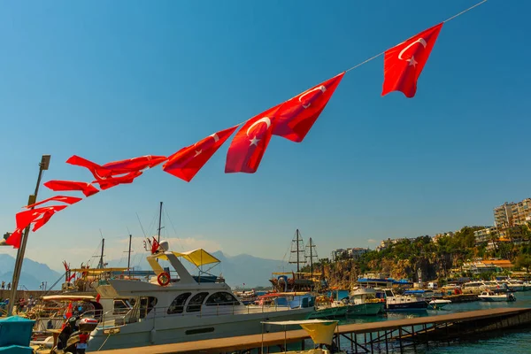 Pelabuhan Tua Antalya Dan Pelabuhan Dengan Kapal Kapal Dan Perahu — Stok Foto