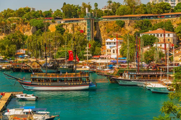 Antalya Turkey Old Harbor Antalya Port Ships Boats Sunny Summer — Stock Photo, Image