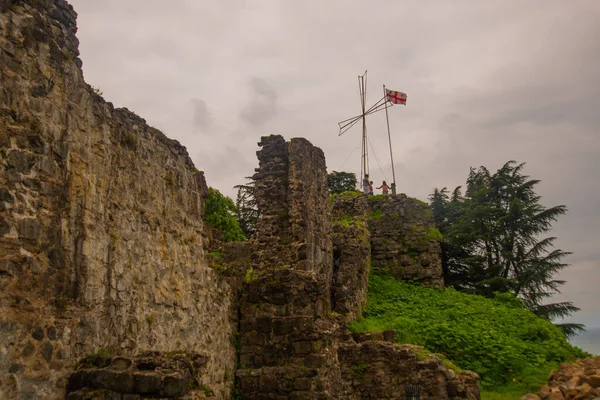 Tsikhisdziri Georgia Vista Antigua Fortaleza Pedro Tsikhisdziri Día Nublado Verano —  Fotos de Stock