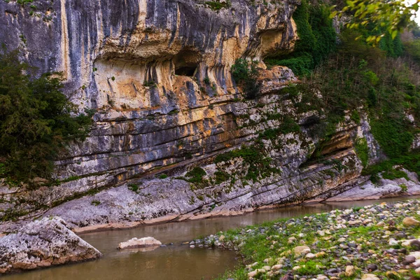 Kutaisi Imereti Georgia Ποταμός Tskaltsitela Και Φαράγγι Κοντά Στο Χωριό — Φωτογραφία Αρχείου