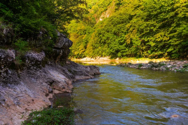 Kutaisi Imereti Georgia Fiume Tskaltsitela Canyon Vicino Villaggio Motsameta Monastero — Foto Stock