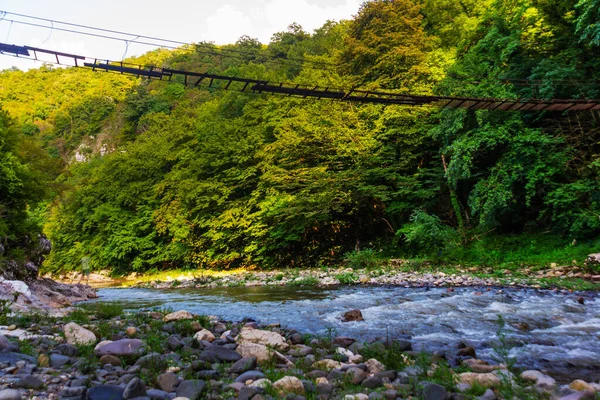 Kutaisi Imereti Georgia Hermoso Paisaje Con Cañón Puente Destruido Río — Foto de Stock