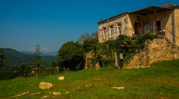 Kutaisi Georgia Imereti Paisaje Con Vistas Monasterio Los Gelati Soleado — Foto de Stock