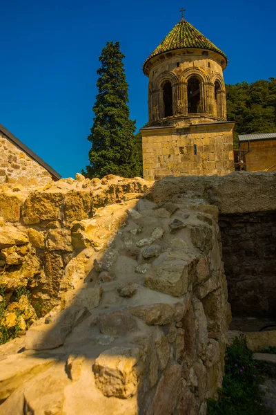 Kutaisi Georgia Imereti Veduta Dell Antico Campanile Pietra Nel Monastero — Foto Stock