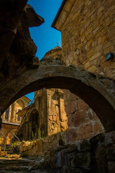 Kutaisi Georgia Imereti Paisaje Con Vistas Monasterio Los Gelati Soleado —  Fotos de Stock