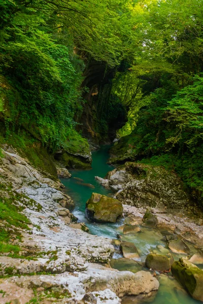Martvili Canyon Georgia Fiume Abasha Con Acqua Azzurra Nel Canyon — Foto Stock