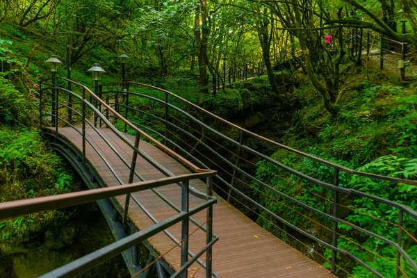 Martvili Canyon Georgia Beautiful Bridge River Turquoise Water Martvili Canyon — Stock Photo, Image