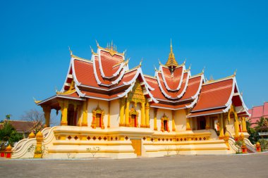 Laos tapınakta.