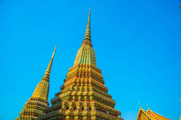 Religiösa templet i Bangkok — Stockfoto