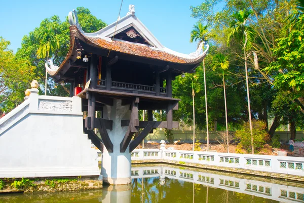 ハノイはベトナムの首都ベトナムの仏教寺院 — ストック写真