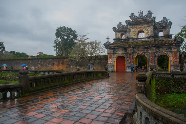 Starobylé město ve Vietnamu, pevnost ve městě v odstínu — Stock fotografie