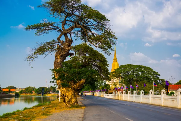 Buddisttempel i thailand. — Stockfoto