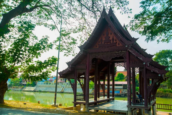 Filigree gazebo by the water. — Stock Photo, Image