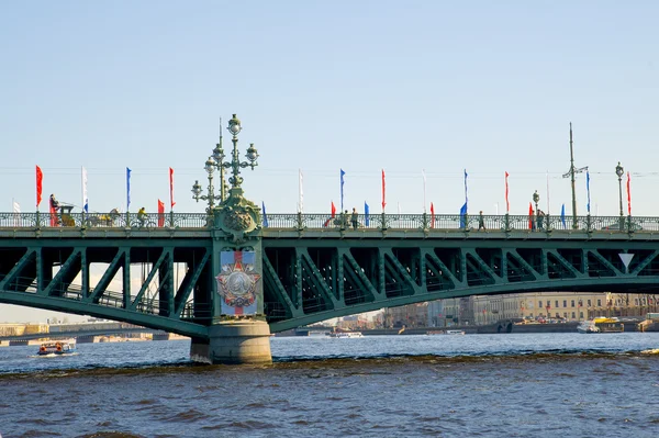 Rusia, San Petersburgo. Puente de Troitsky — Foto de Stock