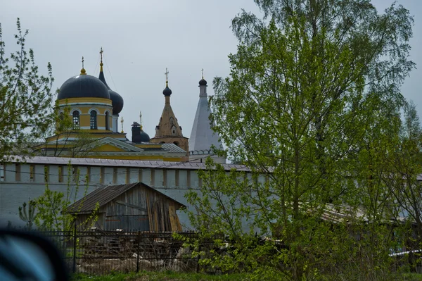 Старая церковь в России — стоковое фото