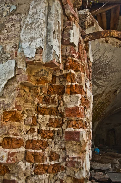 Gamla kyrkan i Russia.A fragment av en tegelvägg — Stockfoto