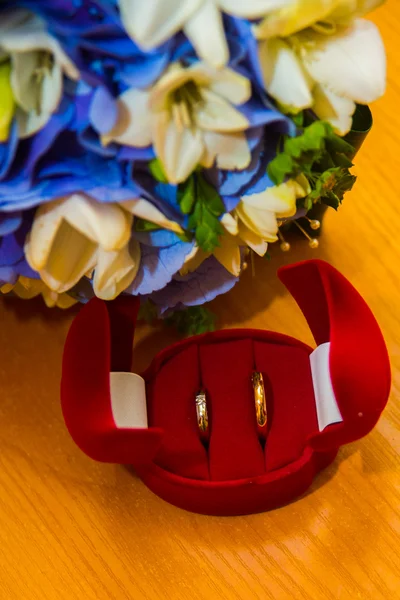 결혼식 약혼 반지 — 스톡 사진