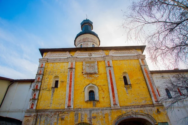 El monasterio Kirillo-Belozersky. Rusia, la ciudad de Kirillov . — Foto de Stock