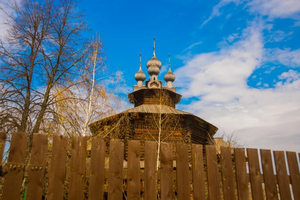 Kostroma, kyrkan domkyrkan av virgin 1551 — Stockfoto