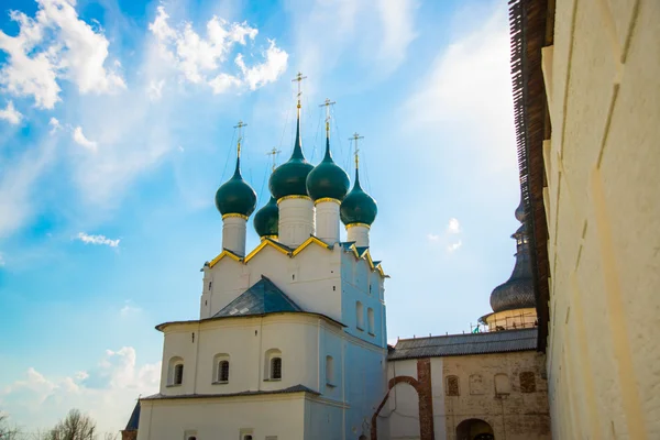 Rostov Kremlin.Russia,temples. — Stock Photo, Image