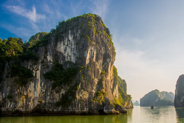 Asia, país de Vietnam. Montañas . — Foto de Stock