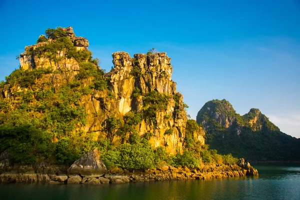 Asia, país de Vietnam. Montañas . —  Fotos de Stock