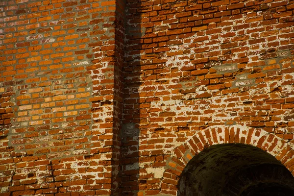 レンガの壁。スモレンスクのクレムリン. — ストック写真