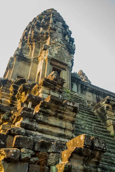 O complexo do templo de Angkor Wat . — Fotografia de Stock