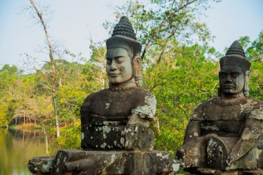 Kuzey, Güney Köprüsü. Angkor.
