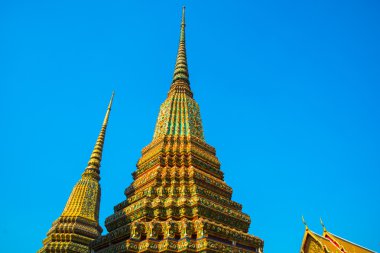 Wat Pho ya da Wat Phra Chetuphon, Tapınağı yatan Buda Bangkok Tayland