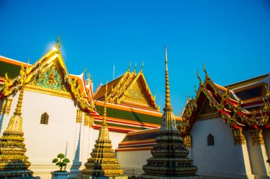 Wat Pho ya da Wat Phra Chetuphon, Tapınağı yatan Buda Bangkok Tayland