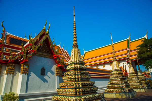 Wat Pho ou Wat Phra Chetuphon, o Templo do Buda Reclinado em Banguecoque da Tailândia — Fotografia de Stock