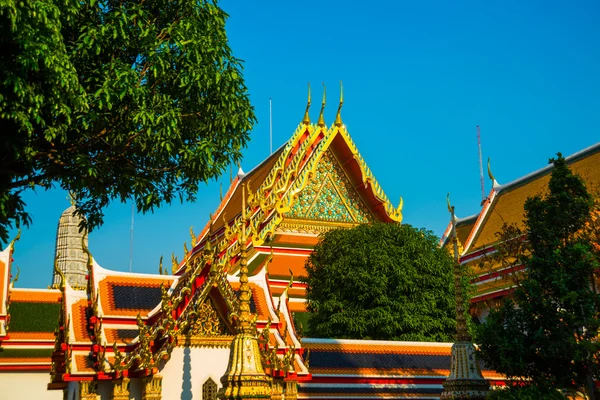 Wat Pho или Wat Phra Chetuphon, Храм лежащего Будды в Бангкоке Таиланда — стоковое фото