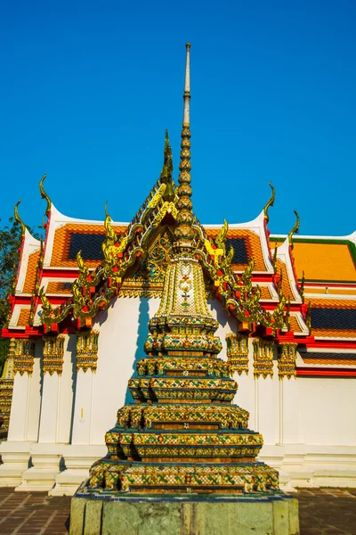 Wat Pho nebo Wat Phra Chetuphon, chrám ležícího Buddhy v Bangkoku, Thajsko — Stock fotografie