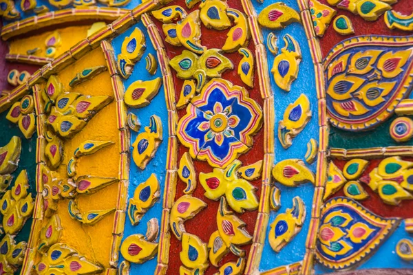 Grand palace bangkok, THAILLAND.A fragment of decoration, texture — Stock Photo, Image