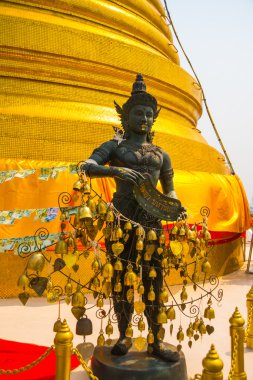 Bir Budist tapınağı WAT Saket Ratcha Wora Maha Wihan olduğunu