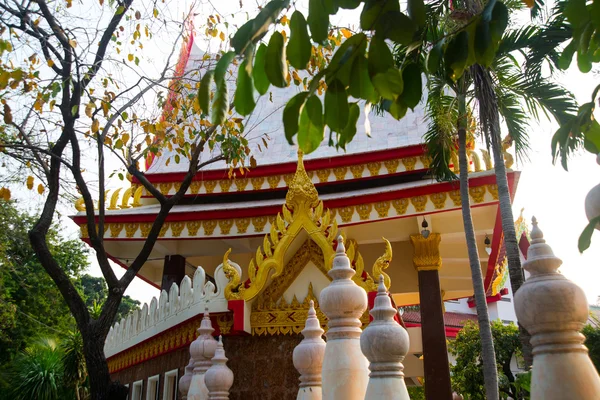 Il complesso di tempio di Phra Narai la città di Nakhon Ratchasima. Tailandia . — Foto Stock