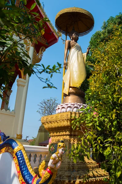 Świątynia złotem w stolicy Laosu, Wientian. — Zdjęcie stockowe